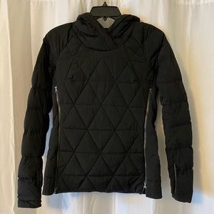 Lululemon pullover puffy jacket